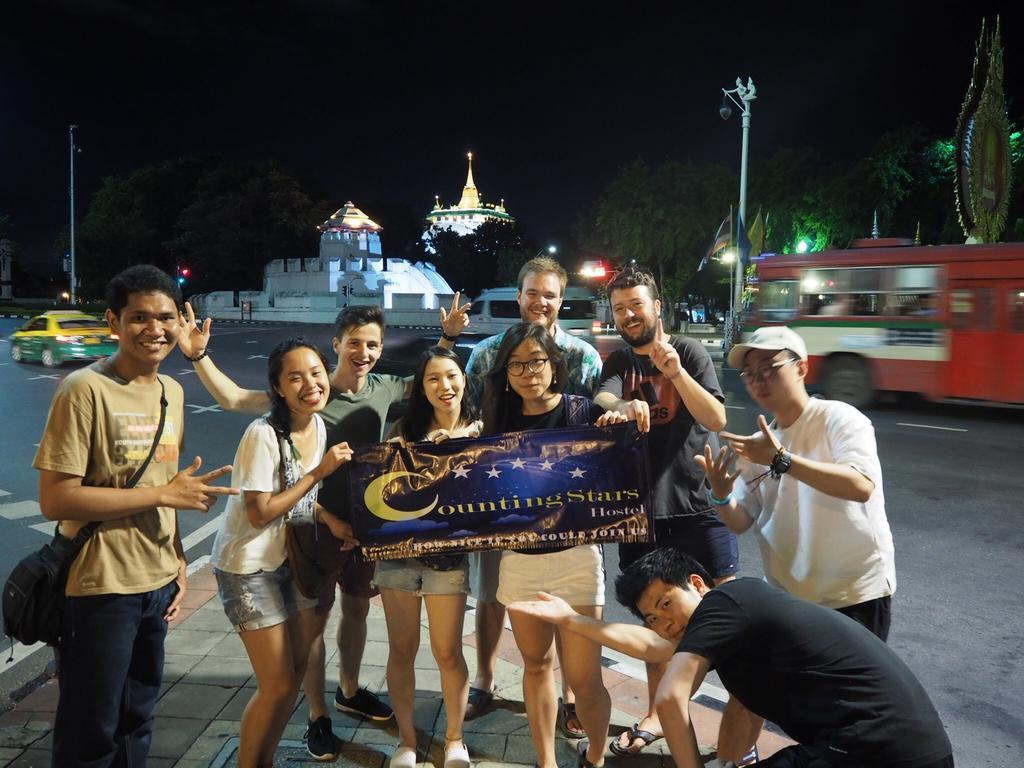 Counting Stars Hostel Bangkok Bagian luar foto