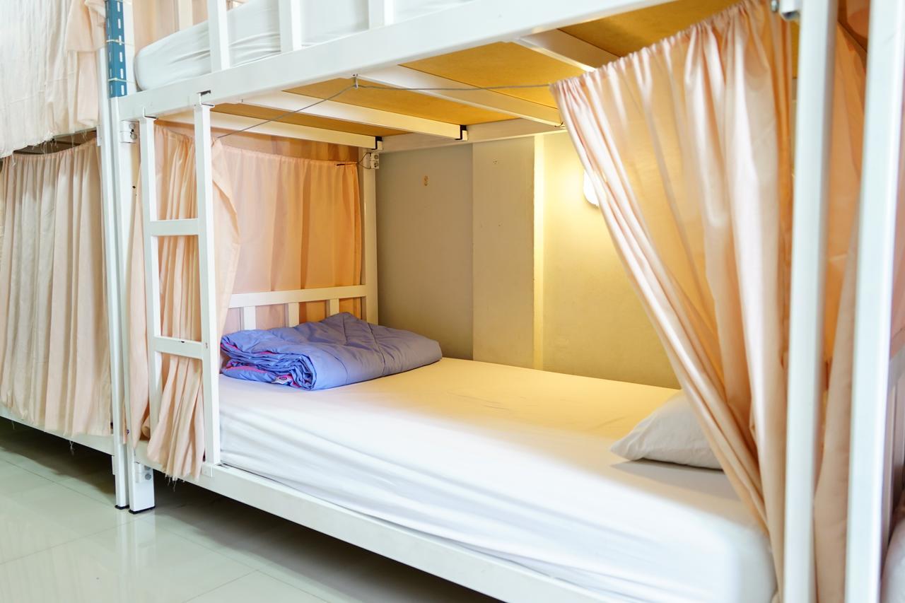 Counting Stars Hostel Bangkok Bagian luar foto